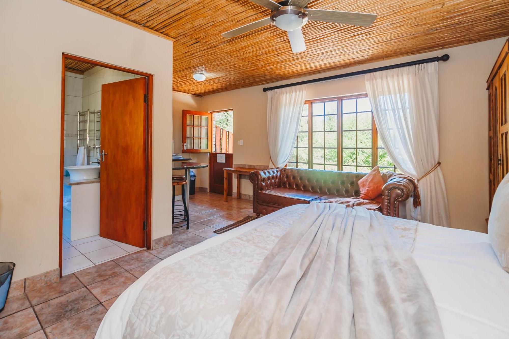 De Poort Country Lodge Oudtshoorn Habitación foto