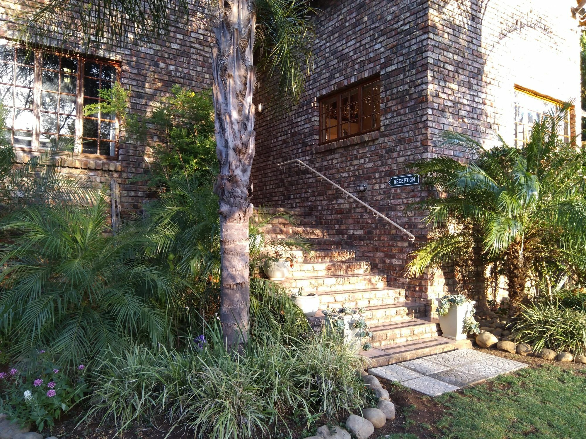 De Poort Country Lodge Oudtshoorn Exterior foto